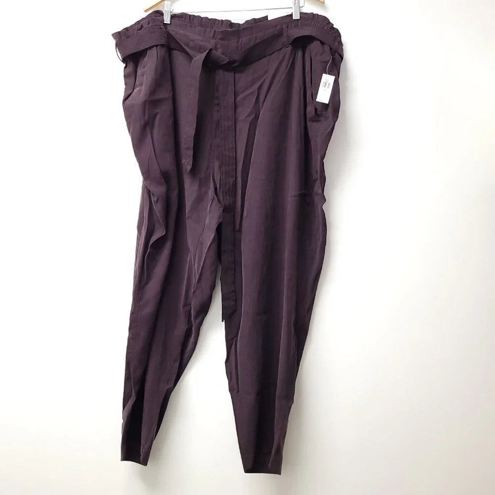 NWT Old Navy Womens High Waisted Cropped Belted Straight-Leg Pants Size 4X